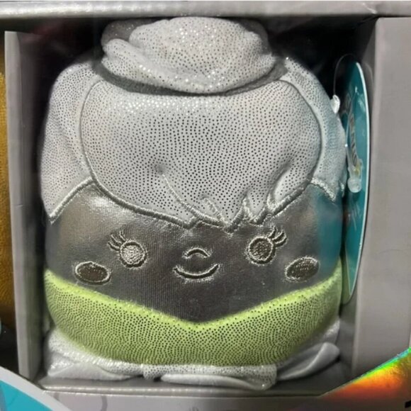 Disney 100 Year Limited Edition Squishmallows Set - Picture 8 of 11